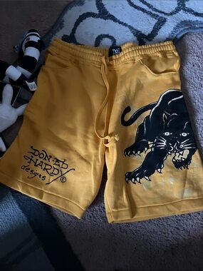 Ed Hardy Yellow Panther Graphic Men’s Hybrid Shorts